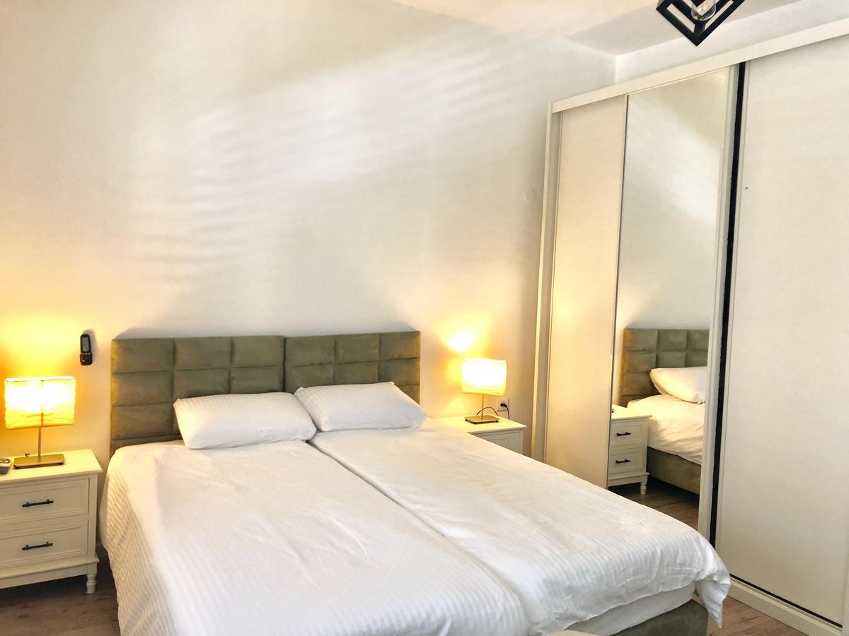 Studio Apartment In Bat-Yam بات يام المظهر الخارجي الصورة
